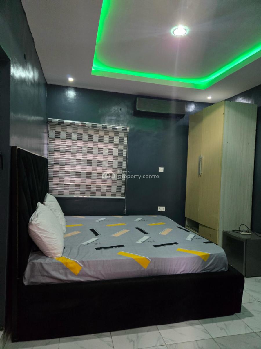 Fully Furnished Self Contained, Jibowu Estate, Yaba, Lagos, Self Contain (single Rooms) for Rent