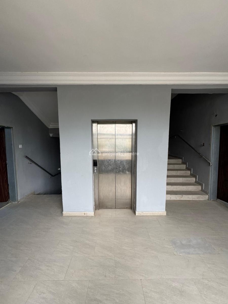 14 Units of Well-maintained 3 Bedroom Apartments with, Lekki Phase 1, Lekki, Lagos, Flat / Apartment for Rent