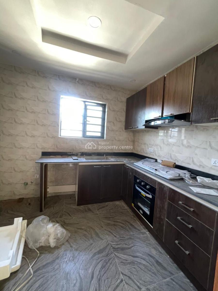 Newly Built 3 Bedrooms Apartment, Osapa, Lekki, Lagos, Flat / Apartment for Rent