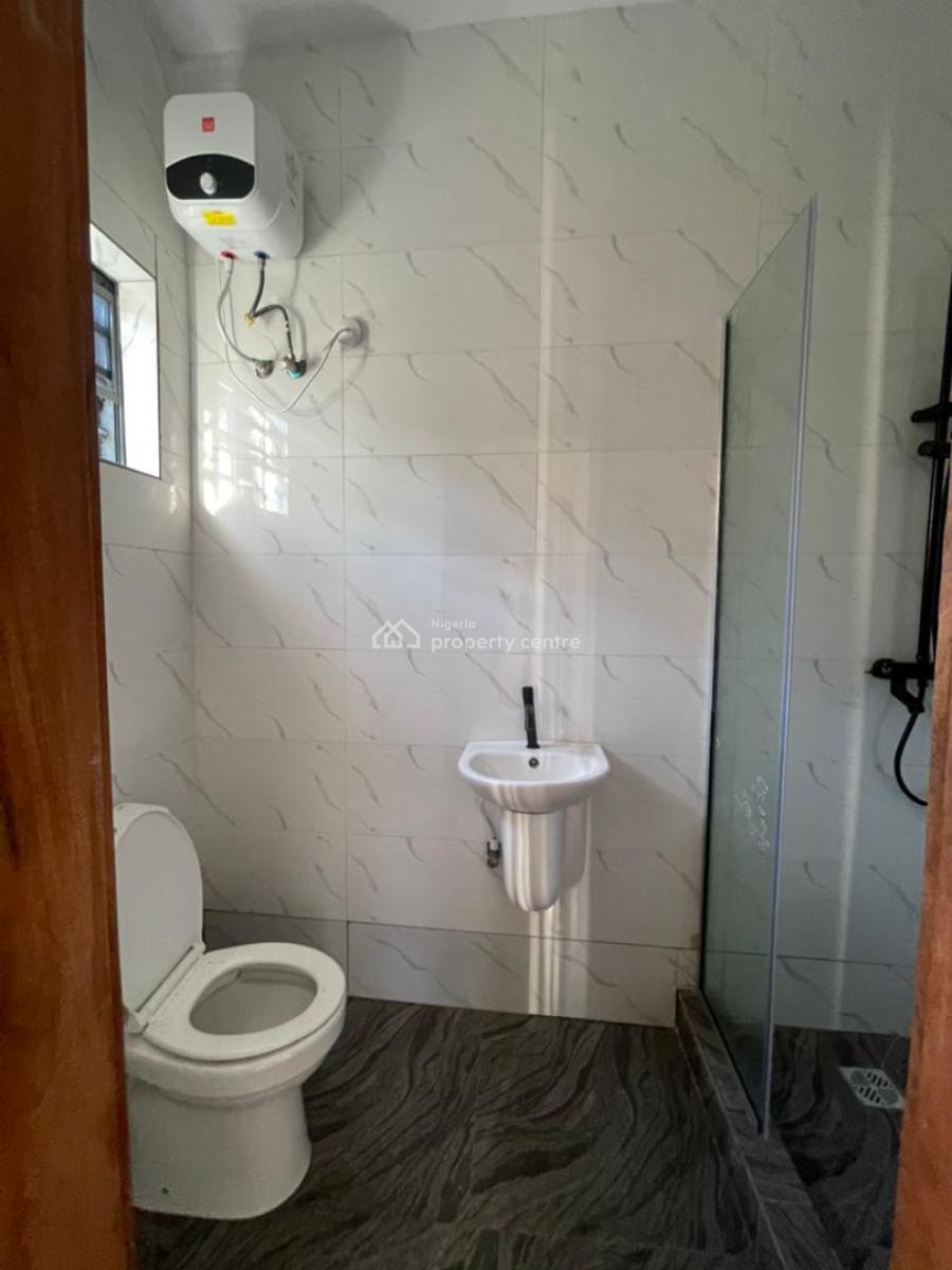 Newly Built 3 Bedrooms Apartment, Osapa, Lekki, Lagos, Flat / Apartment for Rent