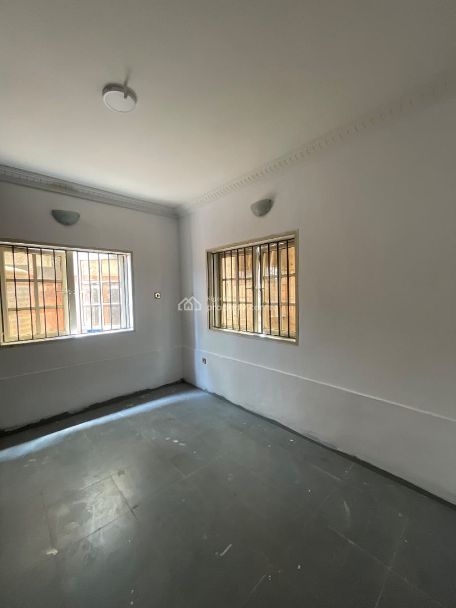 Spacious 2bedrooms Flat, Opposite Blenco, Sangotedo, Ajah, Lagos, Flat / Apartment for Rent