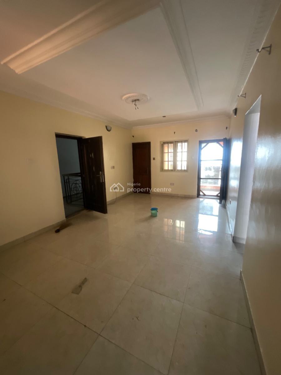 Spacious 2bedrooms Flat, Opposite Blenco, Sangotedo, Ajah, Lagos, Flat / Apartment for Rent