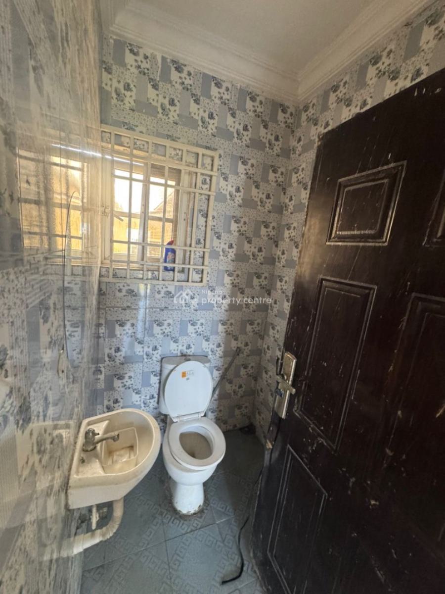 a Nice Room Self Contained, By Pinnacle, Lekki Phase 1, Lekki, Lagos, Self Contain (single Rooms) for Rent