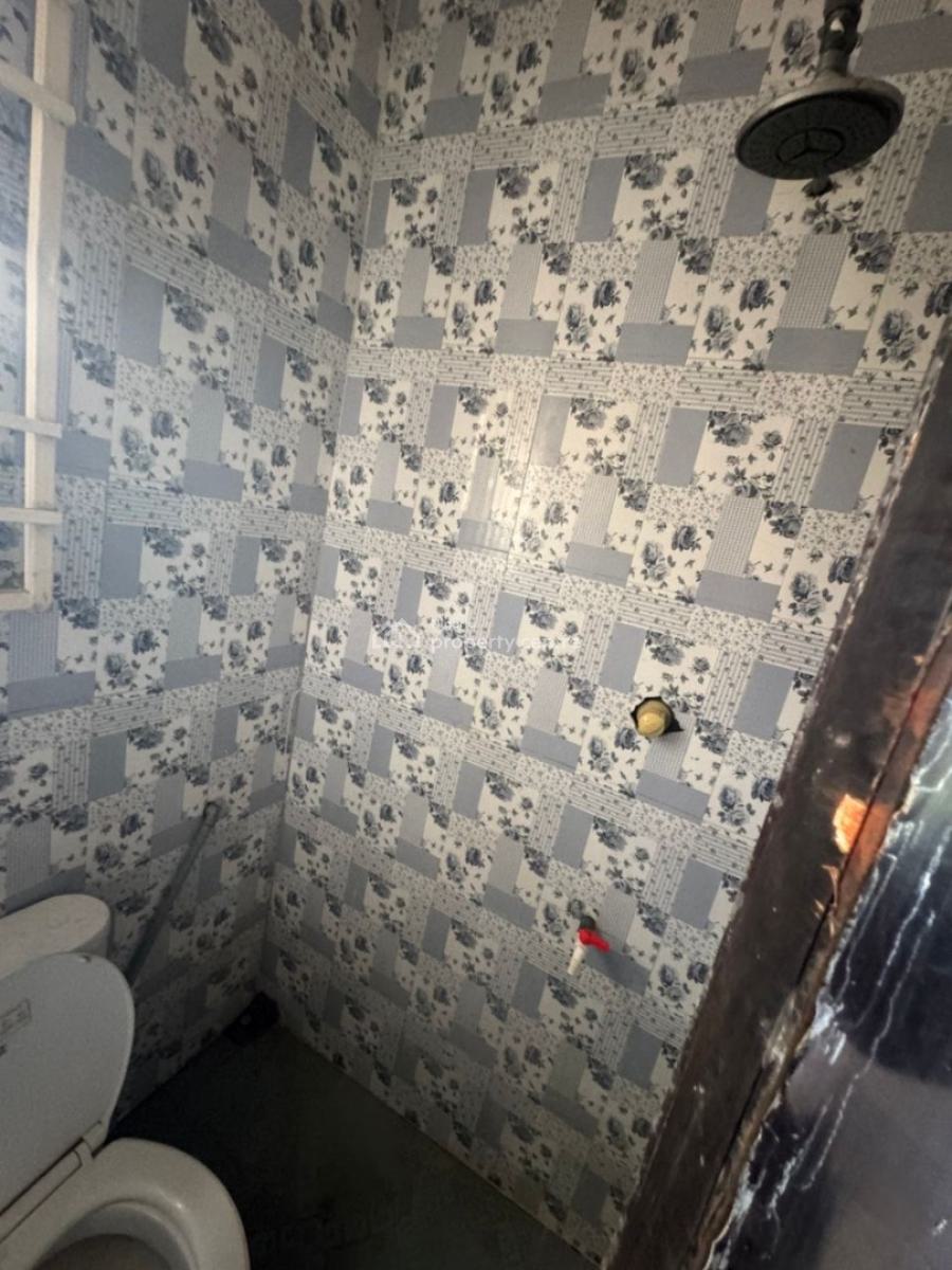 a Nice Room Self Contained, By Pinnacle, Lekki Phase 1, Lekki, Lagos, Self Contain (single Rooms) for Rent