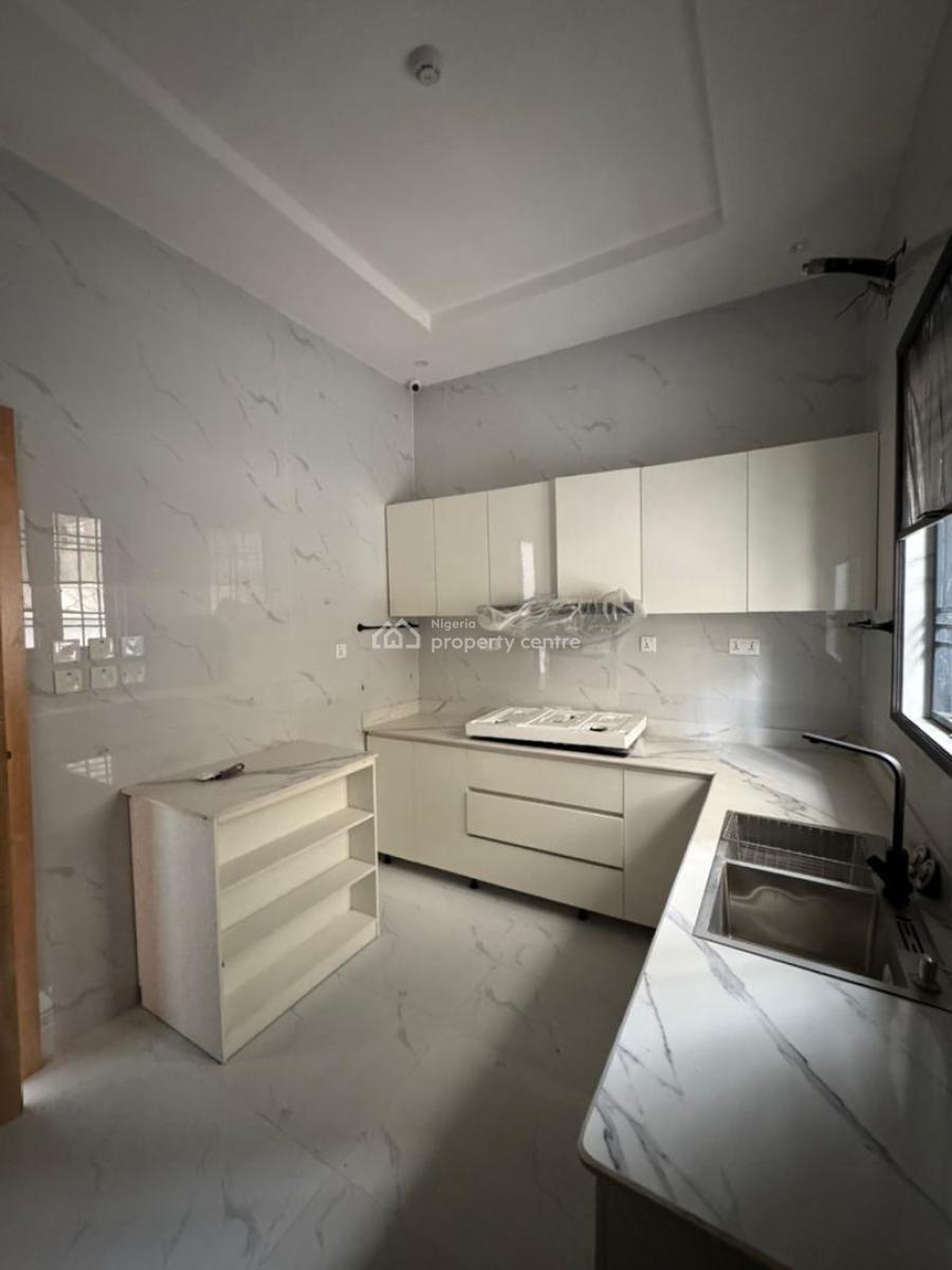 Spacious 4 Bedroom Detached Duplex (2 Floors) with Bq, Lekki Phase 1, Lekki, Lagos, Semi-detached Duplex for Rent