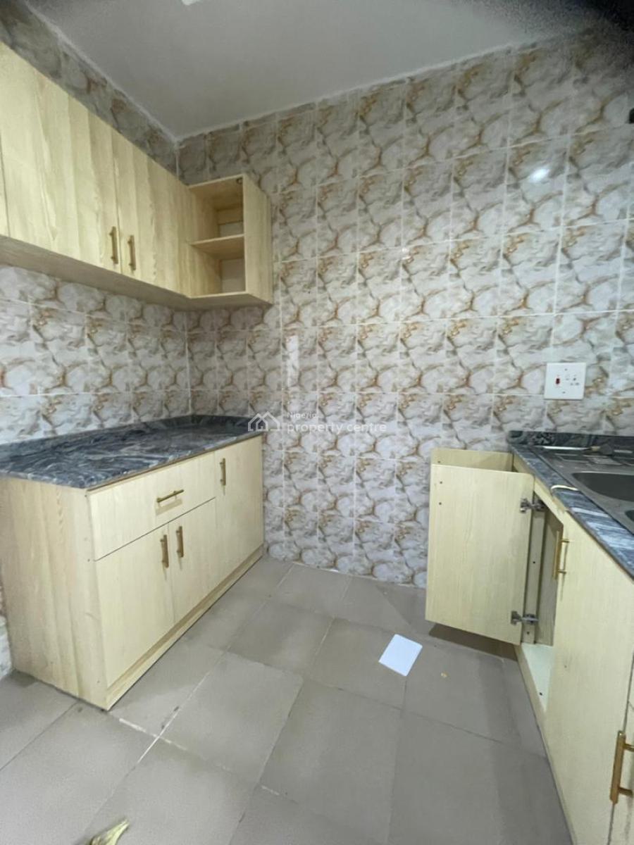 Luxury 3 Bedroom Flat in a Secured Estate with Constant Light, Ivory Heights Estate Shell Cooperative Off G U Akeh Road Eliozu, Eneka, Port Harcourt, Rivers, Flat / Apartment for Rent