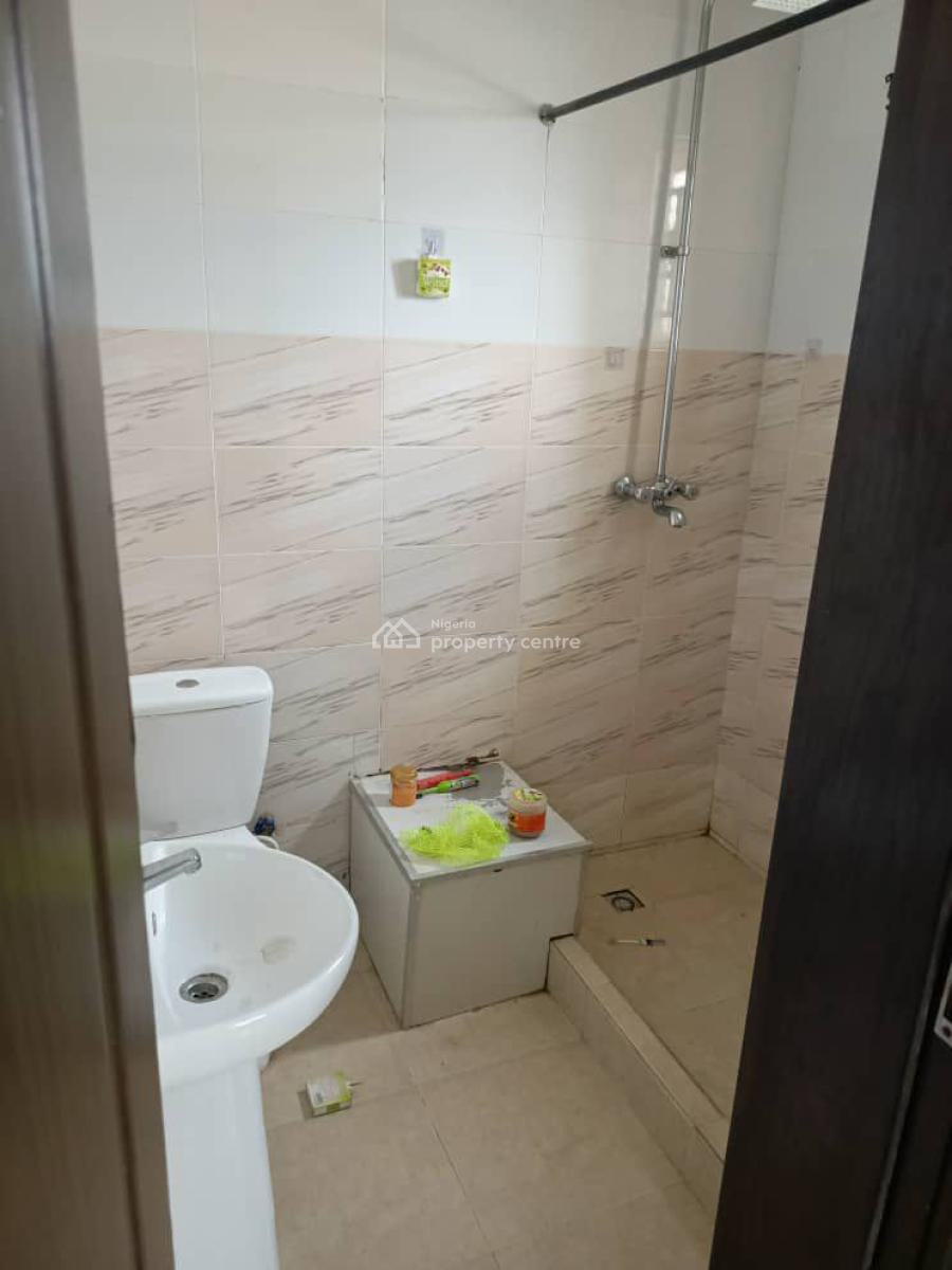 Spacious 3 Bedroom Flat with Bq, Sangotedo, Ajah, Lagos, Flat / Apartment for Rent