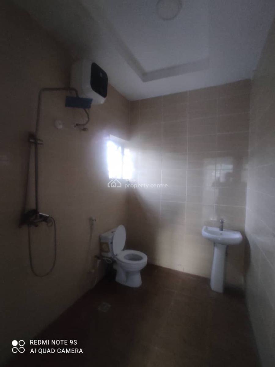 Luxury 3bedroom Flat Well Spacious and Within a Secured Estate, Secured and Gated Estate, Awoyaya, Ibeju Lekki, Lagos, Flat / Apartment for Rent