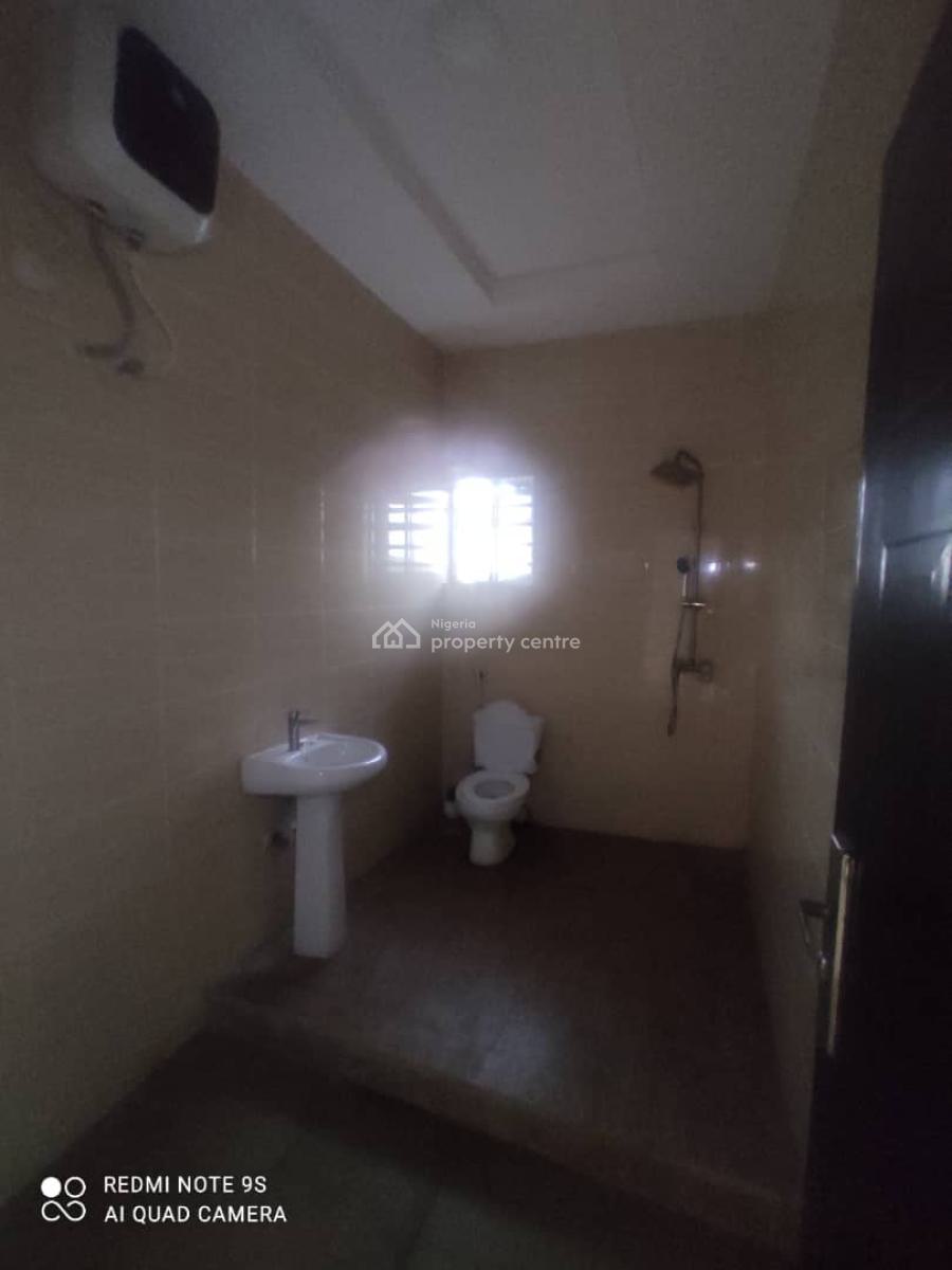 Luxury 3bedroom Flat Well Spacious and Within a Secured Estate, Secured and Gated Estate, Awoyaya, Ibeju Lekki, Lagos, Flat / Apartment for Rent