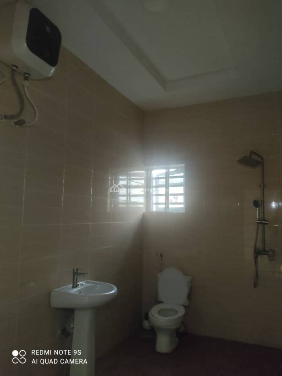 Luxury 3bedroom Flat Well Spacious and Within a Secured Estate, Secured and Gated Estate, Awoyaya, Ibeju Lekki, Lagos, Flat / Apartment for Rent