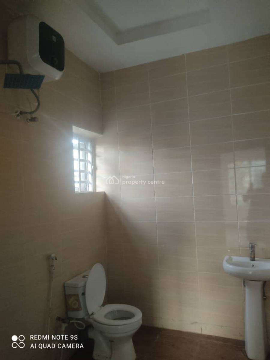 Luxury 3bedroom Flat Well Spacious and Within a Secured Estate, Secured and Gated Estate, Awoyaya, Ibeju Lekki, Lagos, Flat / Apartment for Rent