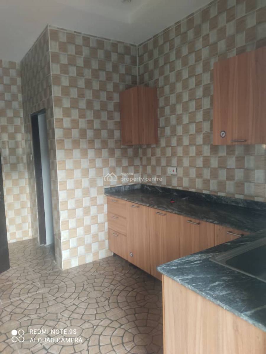 Luxury 3bedroom Flat Well Spacious and Within a Secured Estate, Secured and Gated Estate, Awoyaya, Ibeju Lekki, Lagos, Flat / Apartment for Rent