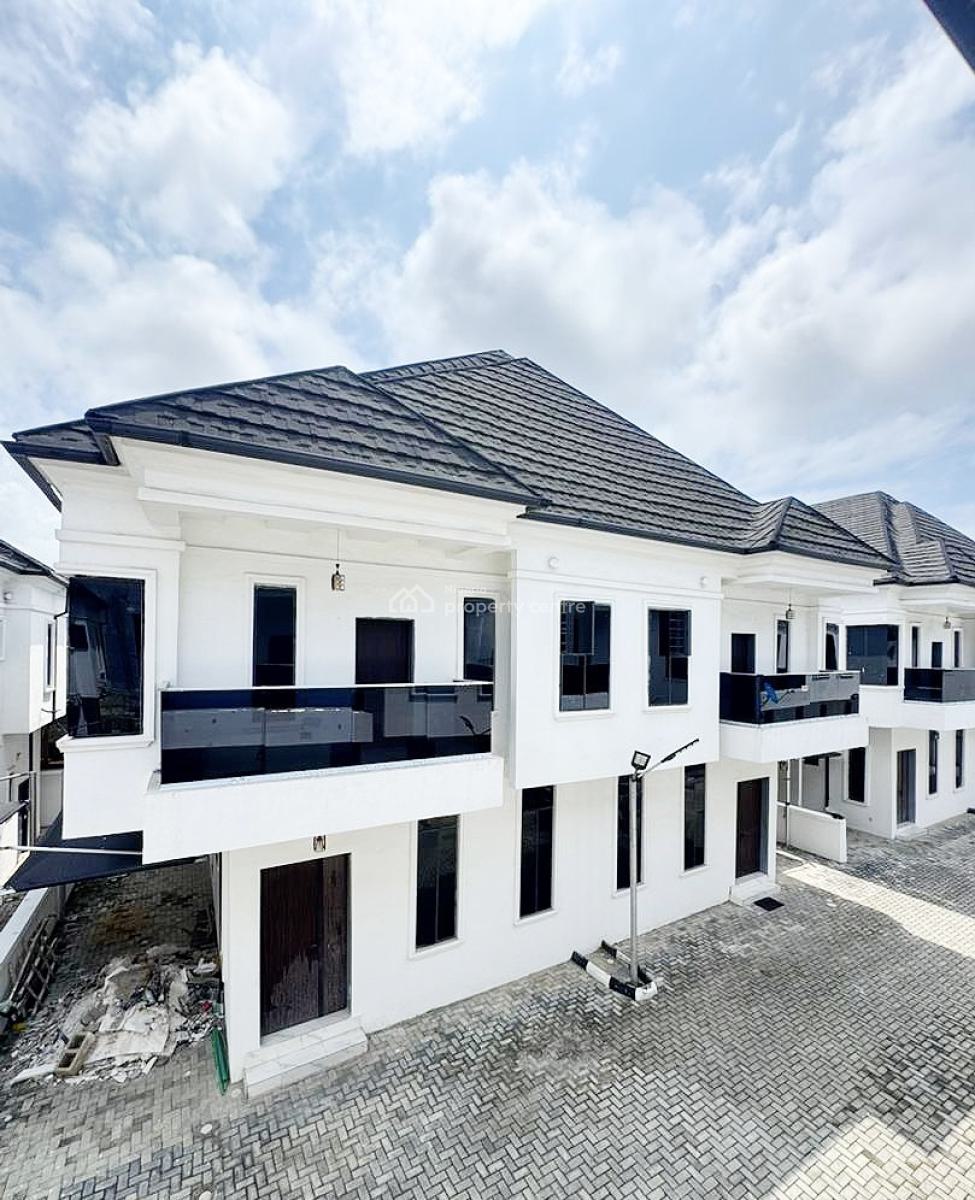 Modern 4-bedroom Semi-detached Duplex with Bq, Lekki Phase 2, Lekki, Lagos, Semi-detached Duplex for Sale