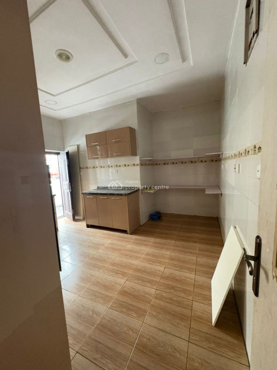 Exquisite 5 Bedroom Terrace Duplex  with Bq and 2 Parlors., Oral Estate, Lekki Phase 2, Lekki, Lagos, Terraced Duplex for Rent