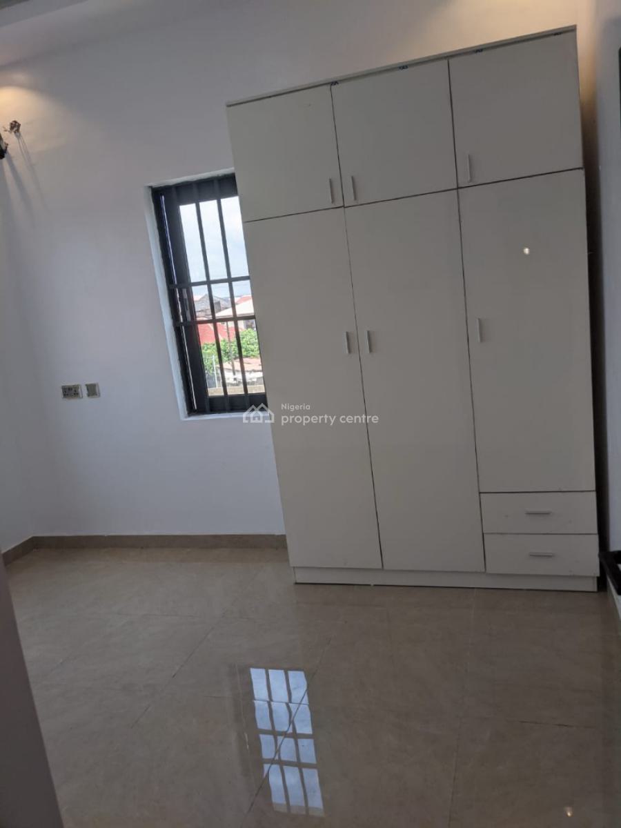 Luxurious 2 Bedroom Flat, Mobil Road Ikota, Ilaje, Ajah, Lagos, Flat / Apartment for Rent