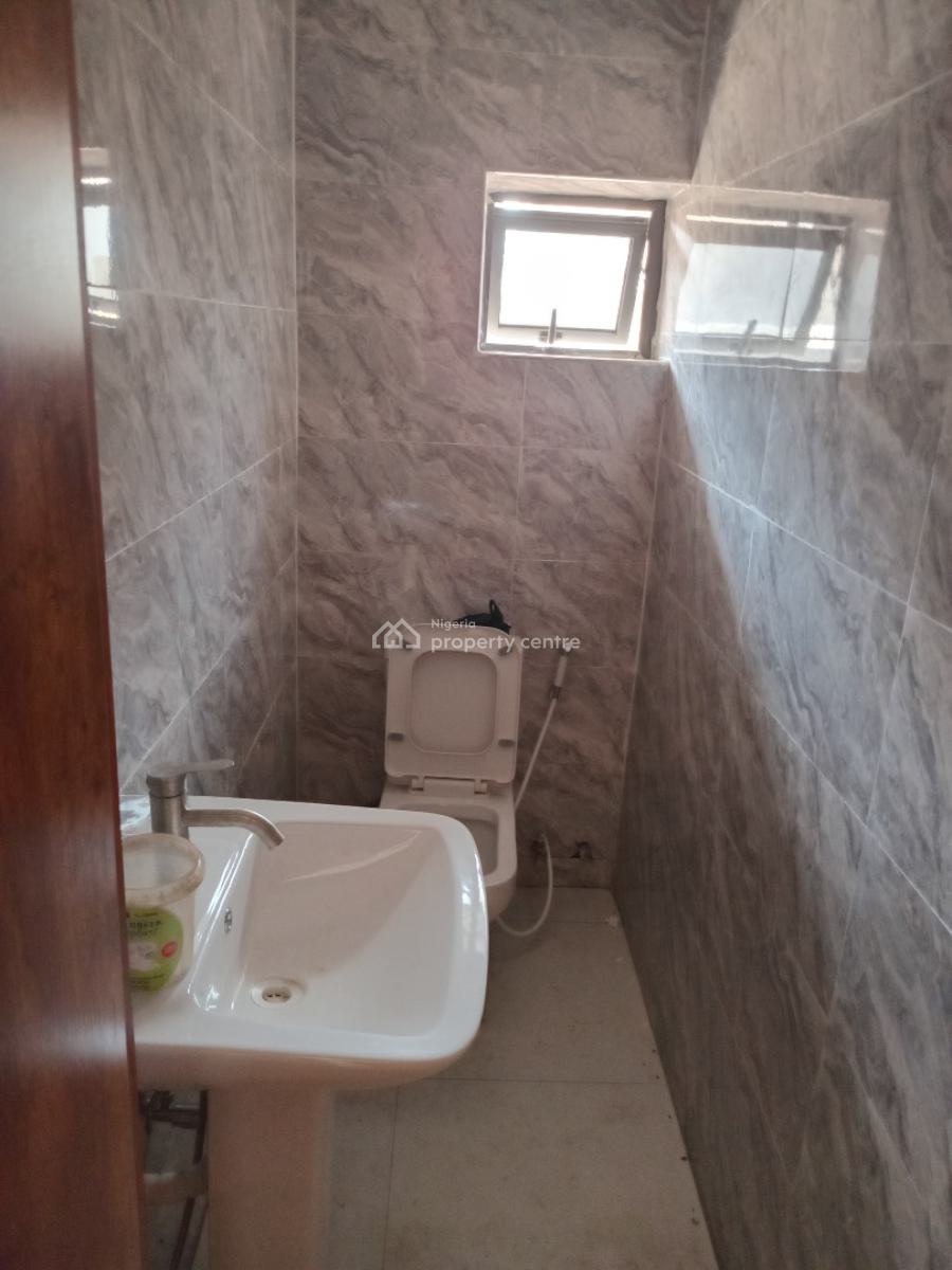 3 Brand New Spacious 4 Bedroom Terrace Duplexes with Bqs Attached., Around Aduvie International School, Jahi, Abuja, Terraced Duplex for Rent