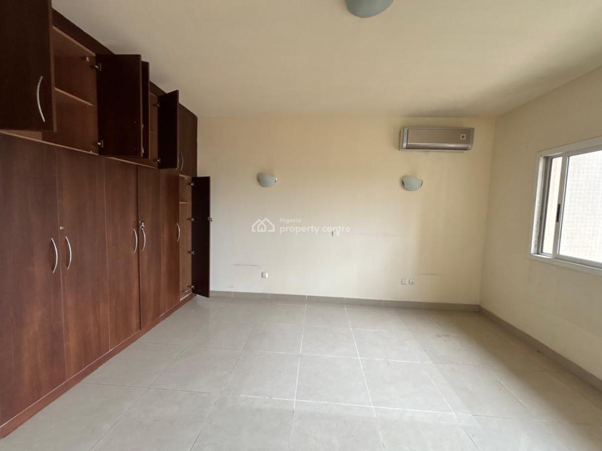 3 Bedroom Apartment with Maids Room, Ikoyi, Lagos, Flat / Apartment for Sale