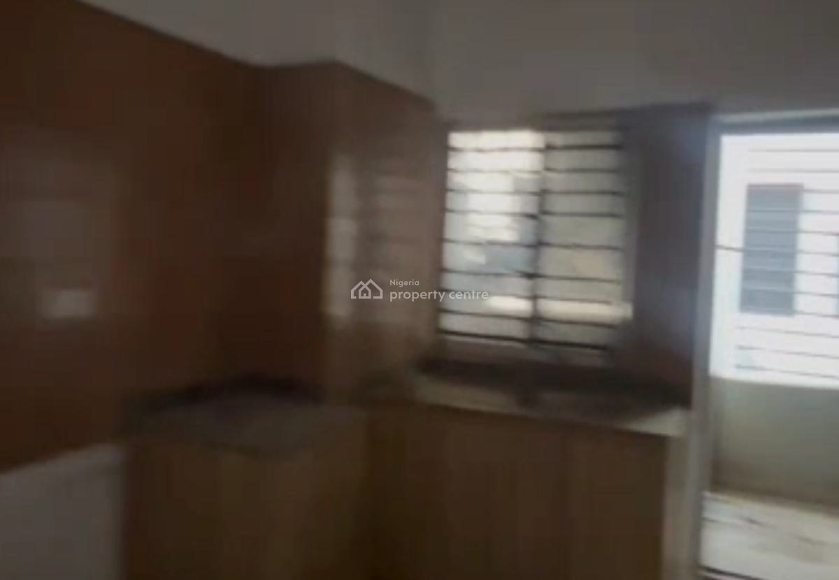 Very Spacious 3 Bedroom Apartment + Bq 1st Floor Pay & Pack in, Sterling Heights Estate, Off Davies Street, Kosofe, Ketu, Lagos, Flat / Apartment for Sale