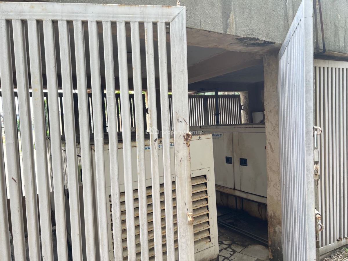 Luxury 3 Bedroom Flat, New Road, Lekki, Lagos, Flat / Apartment for Rent