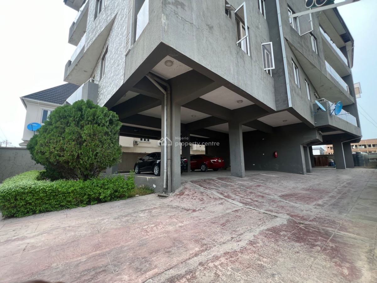 Luxury 3 Bedroom Flat, New Road, Lekki, Lagos, Flat / Apartment for Rent