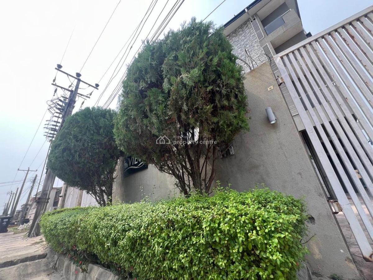 Luxury 3 Bedroom Flat, New Road, Lekki, Lagos, Flat / Apartment for Rent