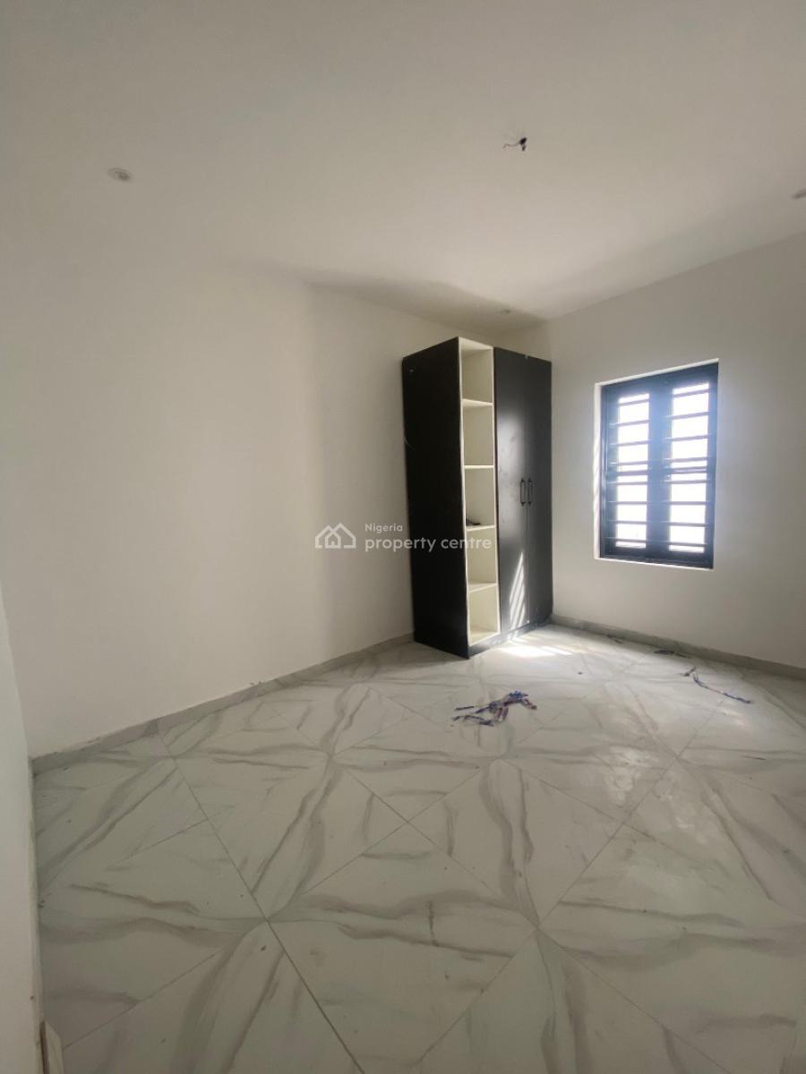 Luxury 4 Bedrooms, Ikota, Lekki, Lagos, Terraced Duplex for Rent