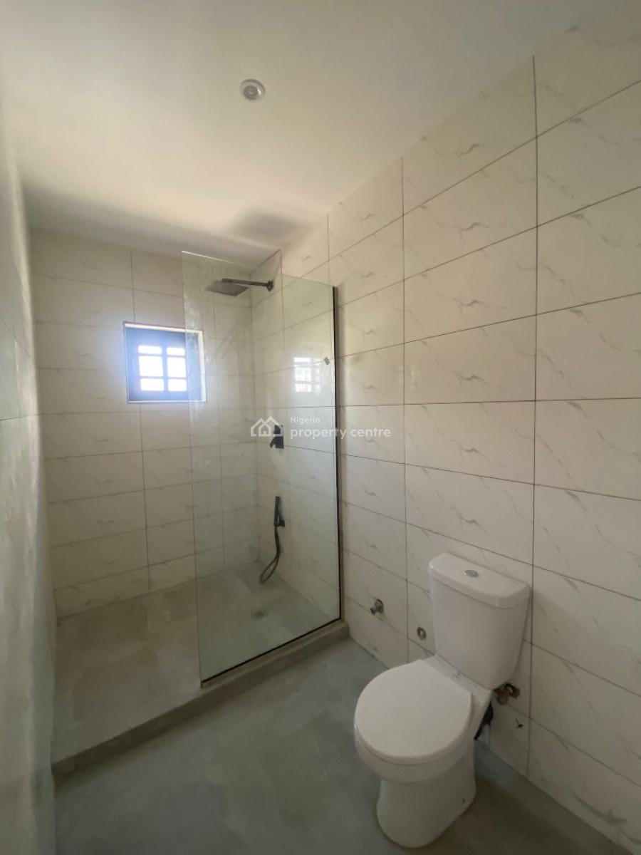 Luxury 4 Bedrooms, Ikota, Lekki, Lagos, Terraced Duplex for Rent