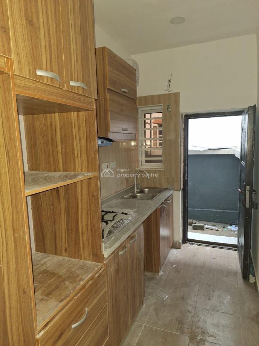 Luxury 3 Bedrooms, Ikota, Lekki, Lagos, Terraced Duplex for Rent