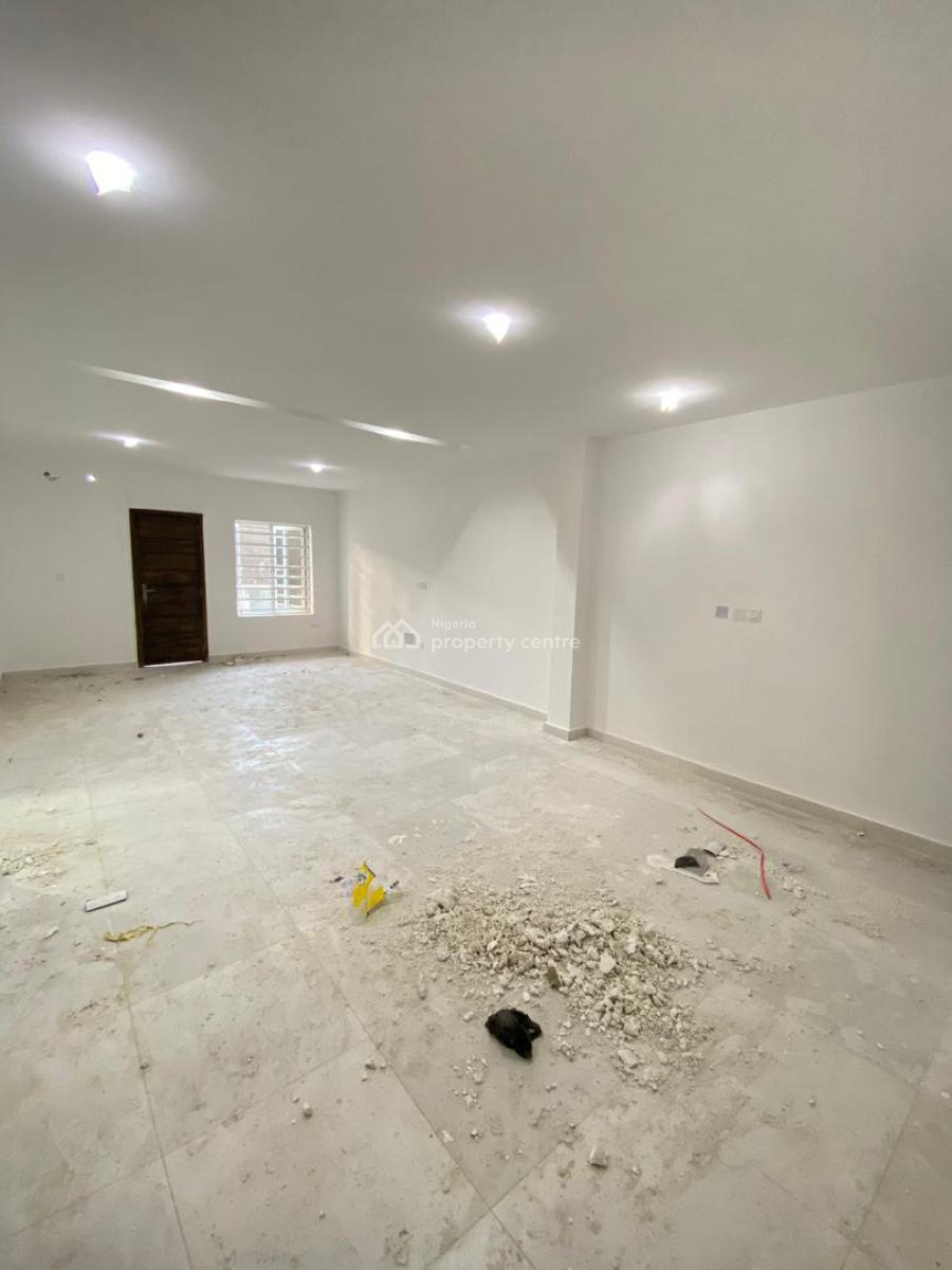 Tastefully Designed 2 Bedroom Apartment with Elevator & Pool., Lekki Phase 1, Lekki, Lagos, Flat / Apartment for Sale