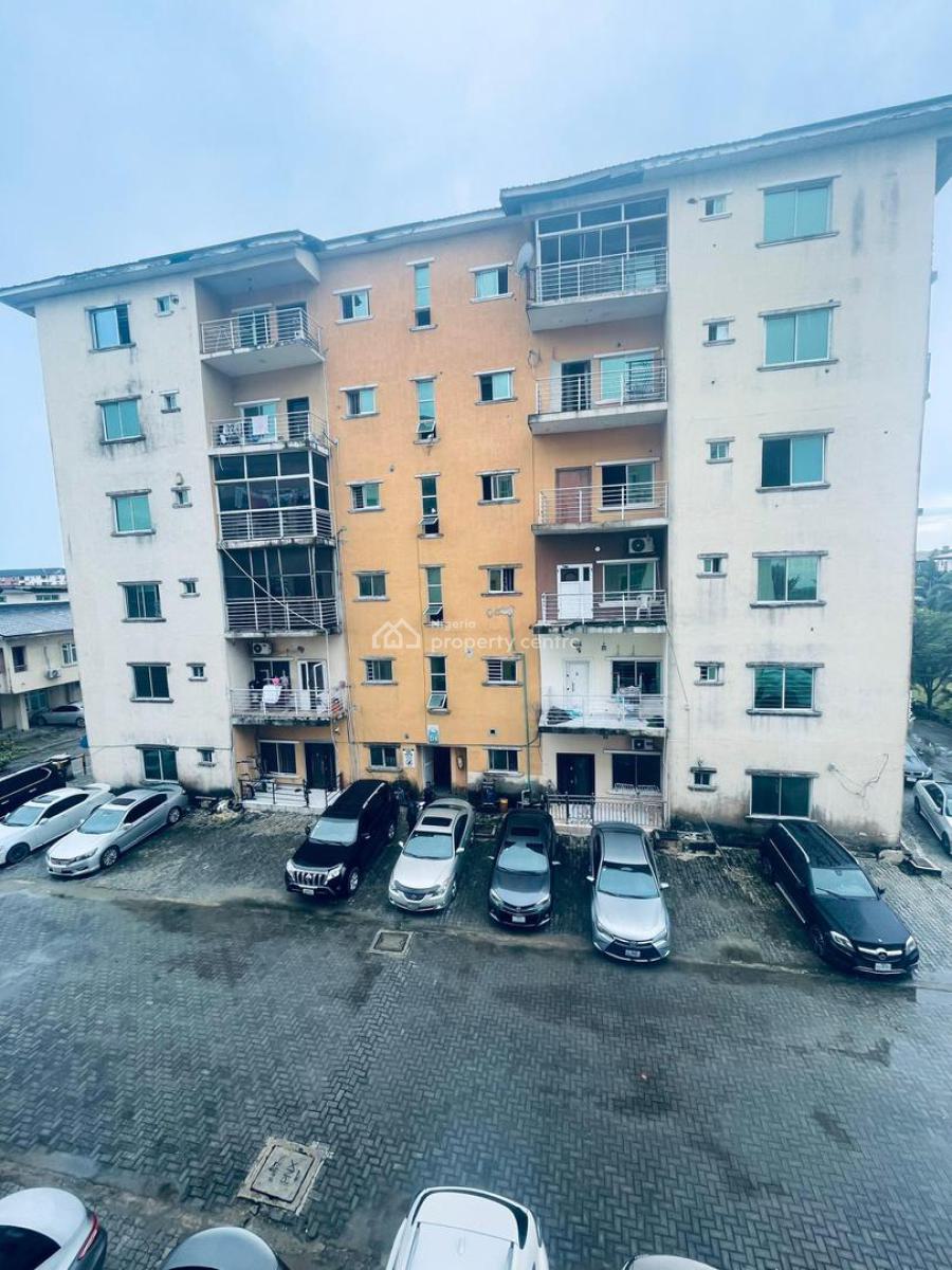 Luxurious 3 Bedroom Apartment, Chevron Drive, Lekki Phase 2, Lekki, Lagos, Flat / Apartment for Sale