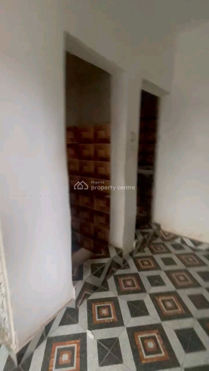 Standard and Executive Mini Flat, Shomolu, Lagos, Mini Flat (room and Parlour) for Rent