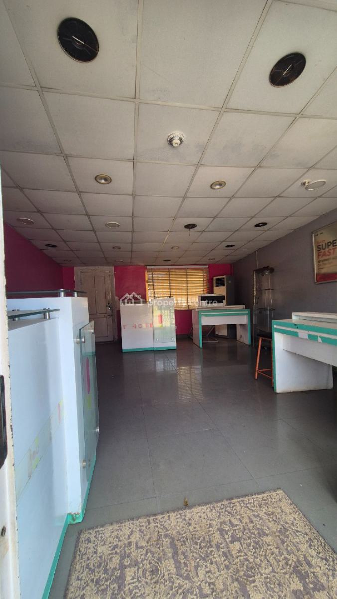 Strategic 45 Sqm Office Space & Shop Directly on Major Road, Ikeja Gra, Ikeja, Lagos, Shop for Rent