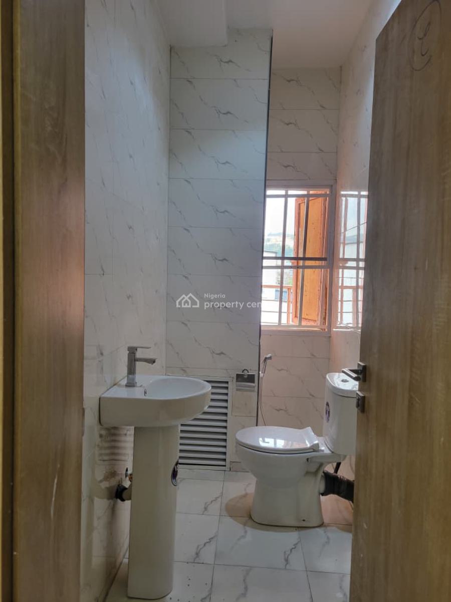 Newly Built 3 Bedroom Flat on Tarred Road., Katampe (main), Katampe, Abuja, Flat / Apartment for Rent