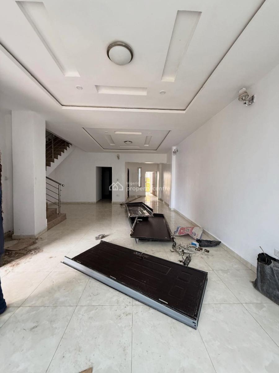 Newly Built 4 Bedrooms Terraced Duplex with Bq, Guzape District, Abuja, Terraced Duplex for Rent