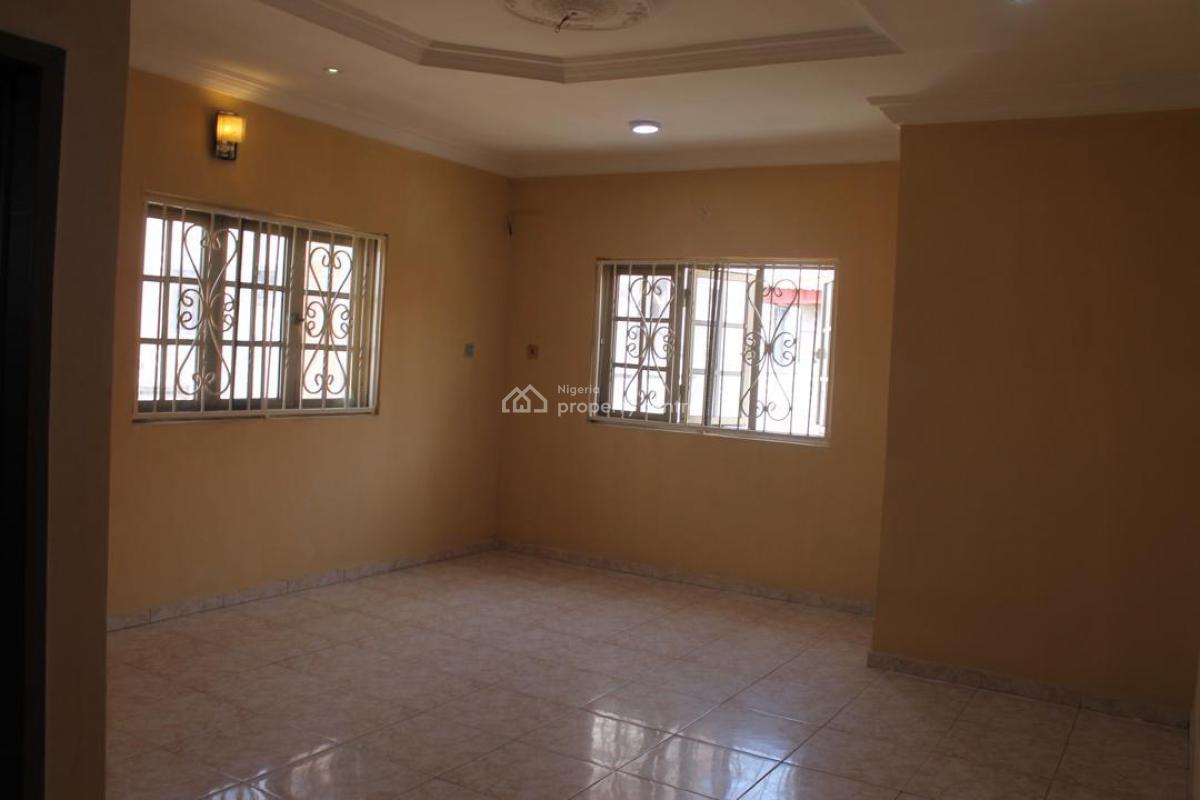 Self-serviced 4 Bedrooms Semi Detached Duplex in a Secured Estate, Lekki Phase 1, Lekki, Lagos, Semi-detached Duplex for Rent