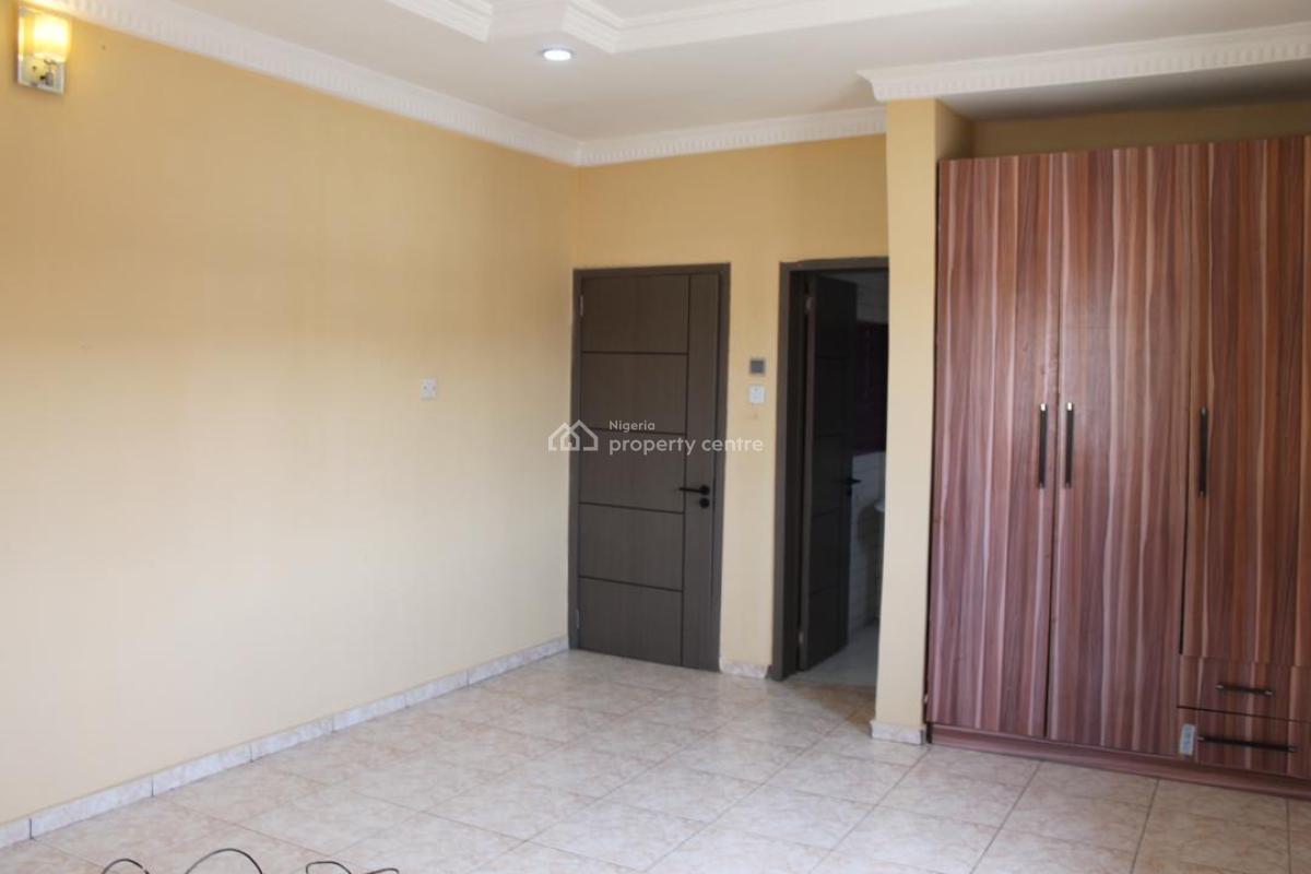 Self-serviced 4 Bedrooms Semi Detached Duplex in a Secured Estate, Lekki Phase 1, Lekki, Lagos, Semi-detached Duplex for Rent