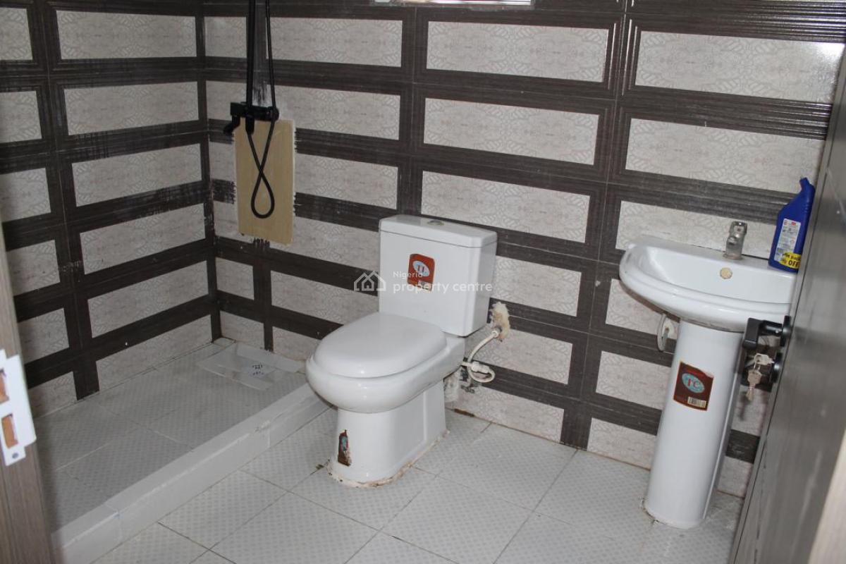 Self-serviced 4 Bedrooms Semi Detached Duplex in a Secured Estate, Lekki Phase 1, Lekki, Lagos, Semi-detached Duplex for Rent