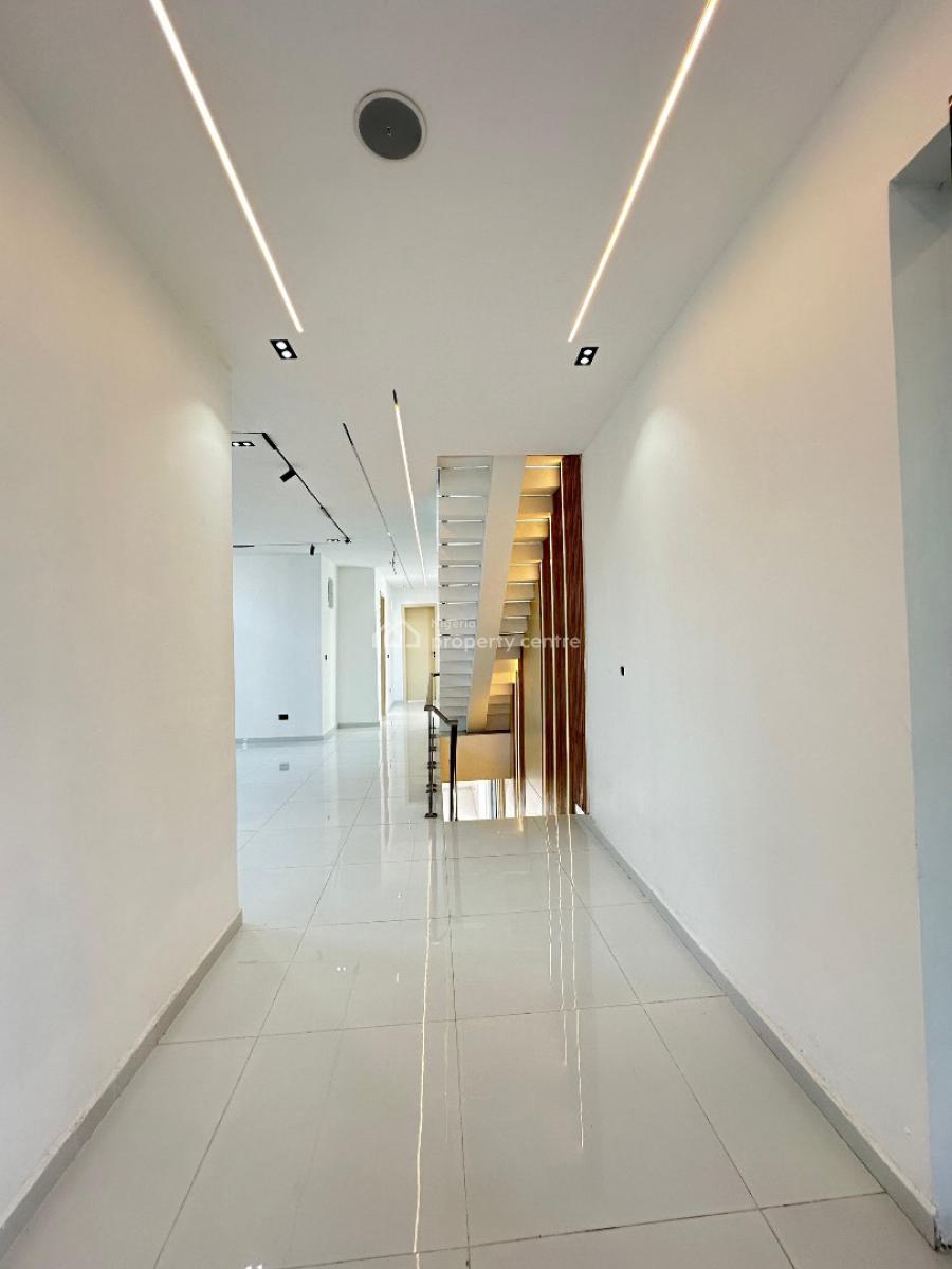 Spacious 5 Bedroom with Bq, Cinema, Rooftop, Pool, Gazebo & Gym, Chevron, Lekki, Lagos, Detached Duplex for Sale