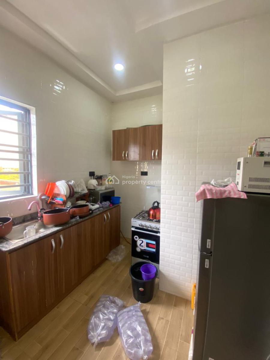 Super Luxurious 2 Bedroom Apartment, Peace Land Axis, Ogombo, Ajah, Lagos, Flat / Apartment for Rent