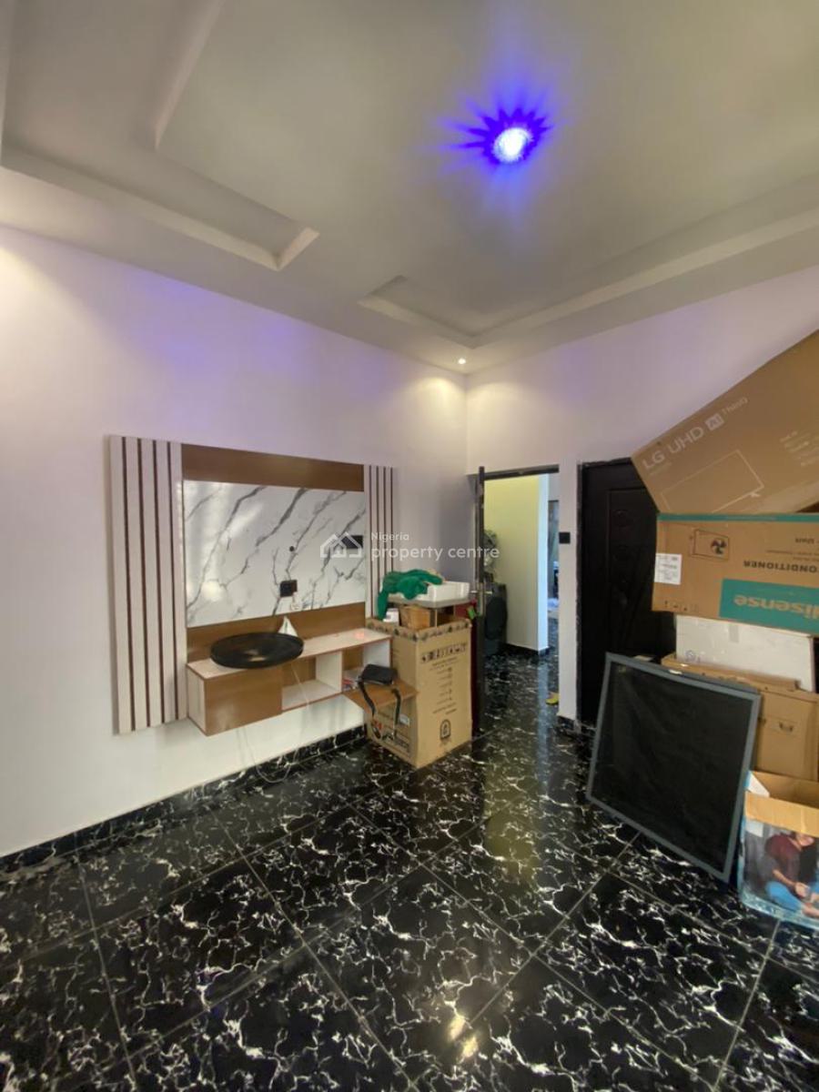 Super Luxurious 2 Bedroom Apartment, Peace Land Axis, Ogombo, Ajah, Lagos, Flat / Apartment for Rent