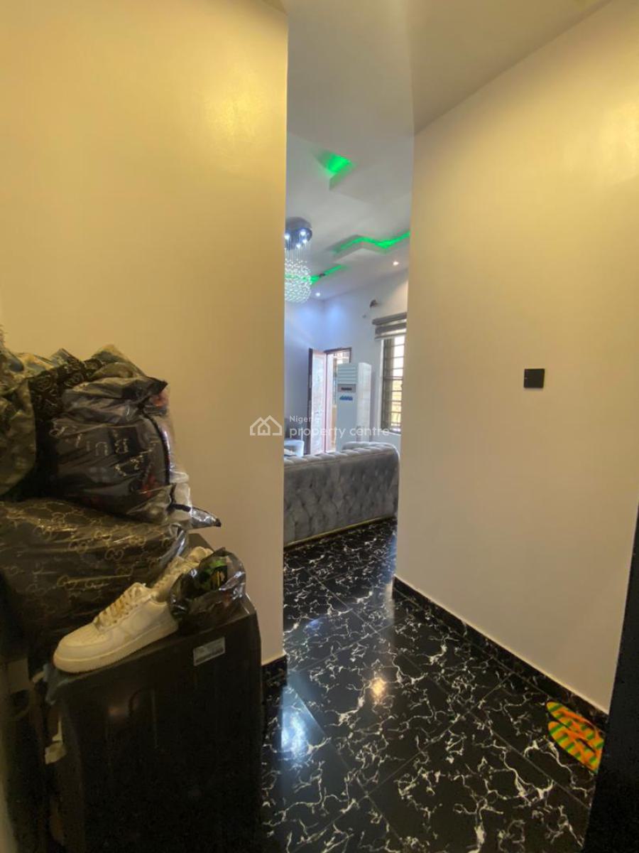Super Luxurious 2 Bedroom Apartment, Peace Land Axis, Ogombo, Ajah, Lagos, Flat / Apartment for Rent