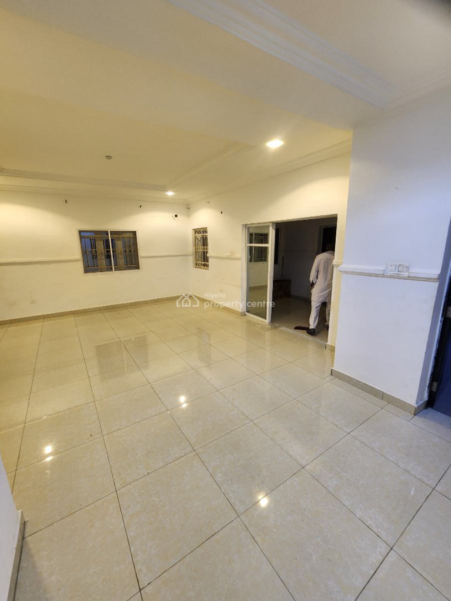 Luxury Two Bedroom Block of Flat, Dawaki District, Dawaki, Gwarinpa, Abuja, Flat / Apartment for Rent