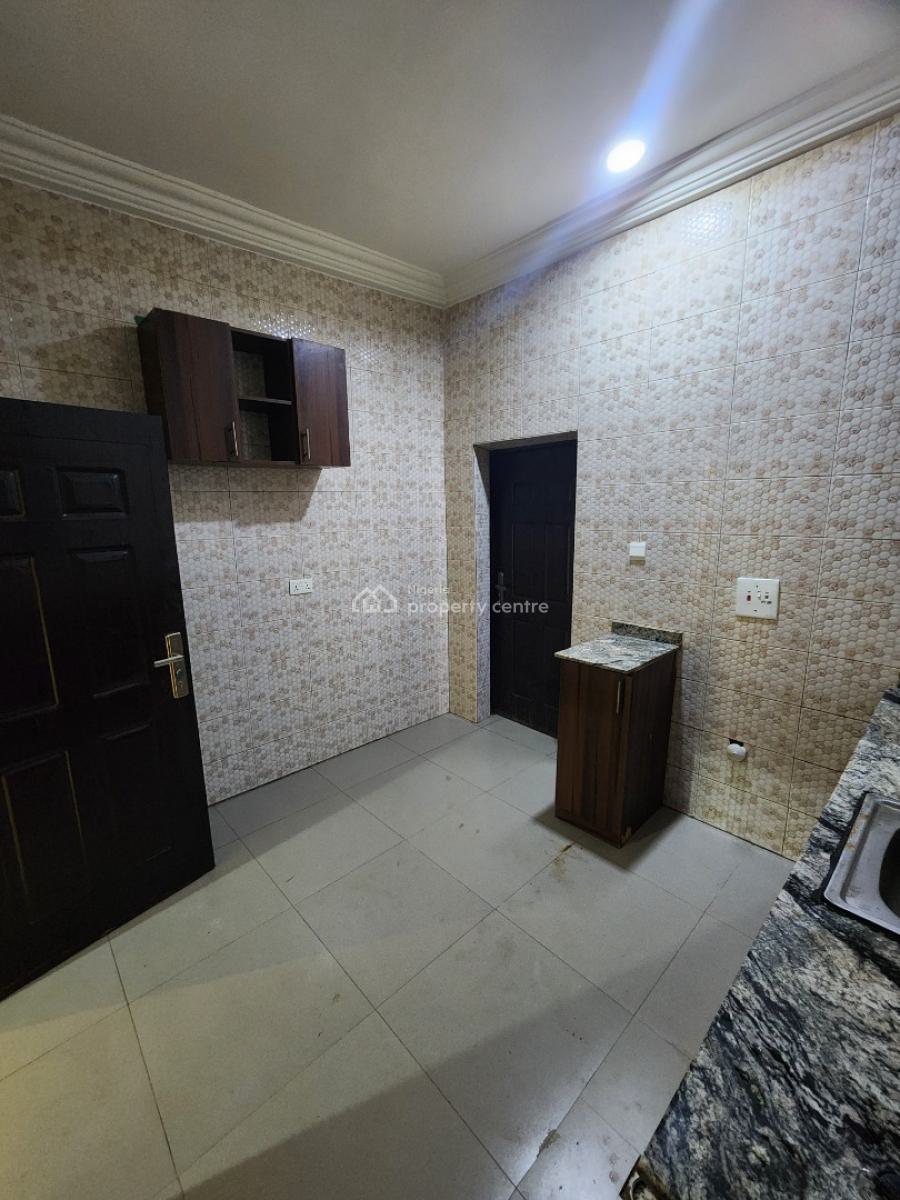 Luxury Two Bedroom Block of Flat, Dawaki District, Dawaki, Gwarinpa, Abuja, Flat / Apartment for Rent