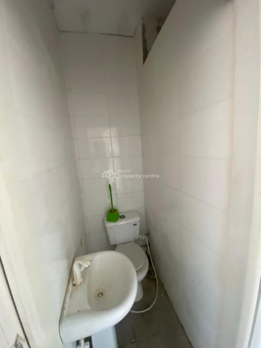 Spacious 2 Bedroom Luxury Apartment, Osapa, Lekki, Lagos, Flat / Apartment for Rent