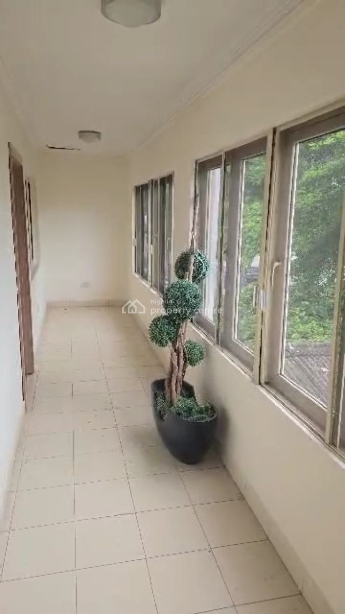 Decent 5 Bedroom Duplex and a 4 Bedroom Penthouse, Off Ligali Ayorinde, Victoria Island (vi), Lagos, Office Space for Rent