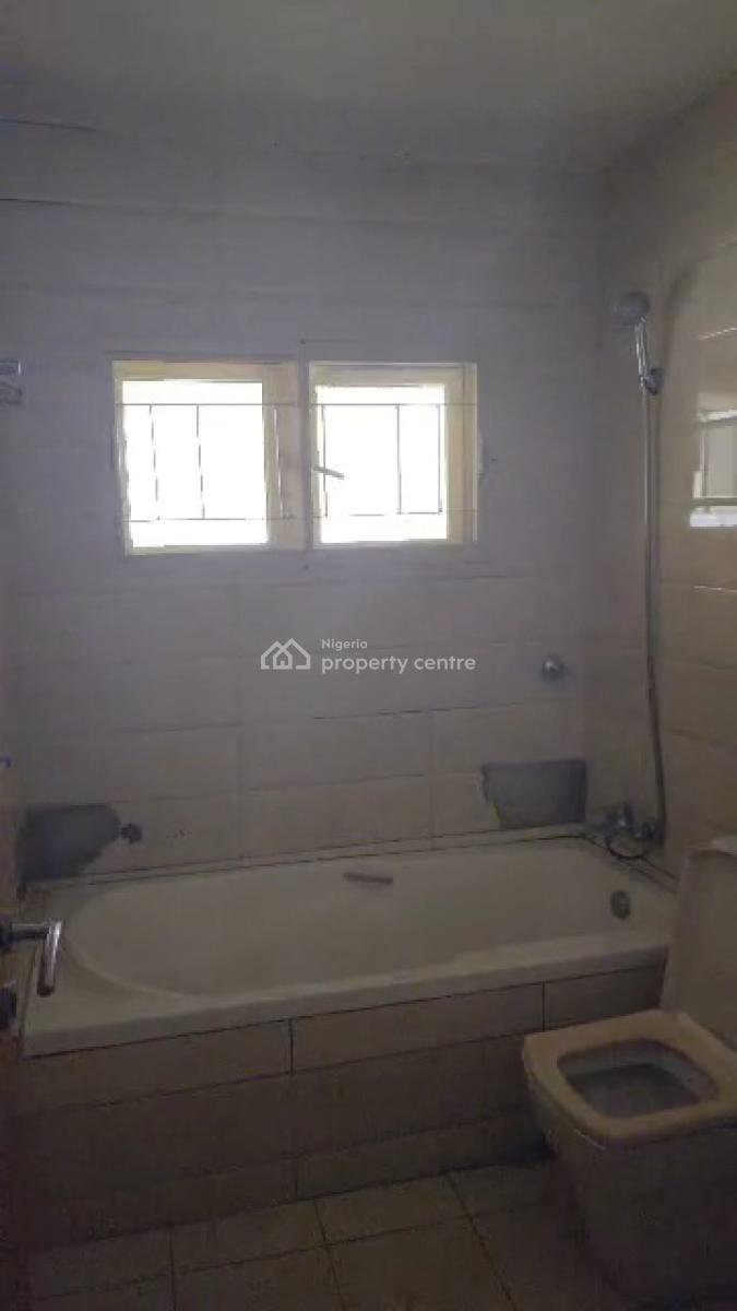 Decent 5 Bedroom Duplex and a 4 Bedroom Penthouse, Off Ligali Ayorinde, Victoria Island (vi), Lagos, Office Space for Rent