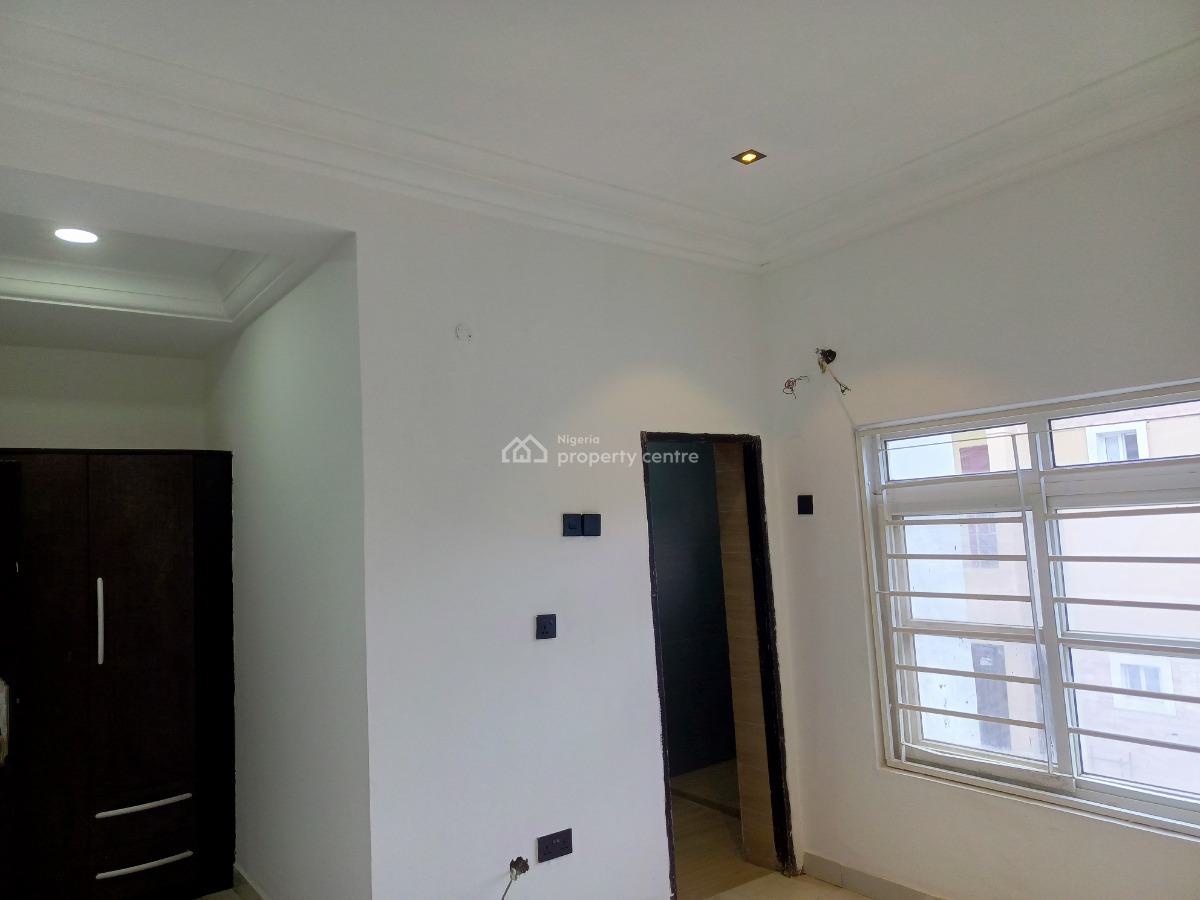 Luxury 5 Bedroom Terrace with Bq, Apo Legislative, Zone B, Apo, Abuja, Flat / Apartment for Rent