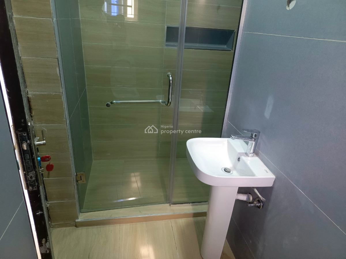 Luxury 5 Bedroom Terrace with Bq, Apo Legislative, Zone B, Apo, Abuja, Flat / Apartment for Rent