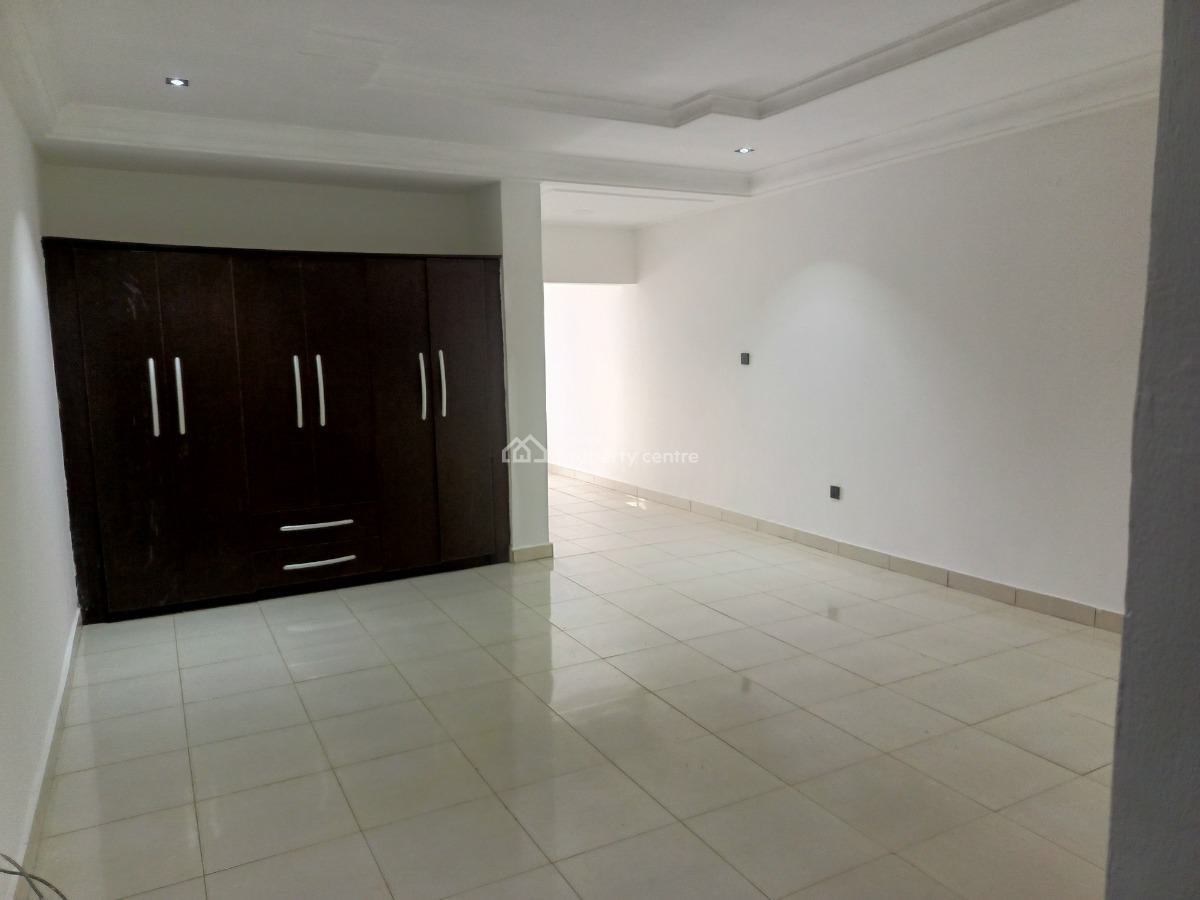 Luxury 5 Bedroom Terrace with Bq, Apo Legislative, Zone B, Apo, Abuja, Flat / Apartment for Rent