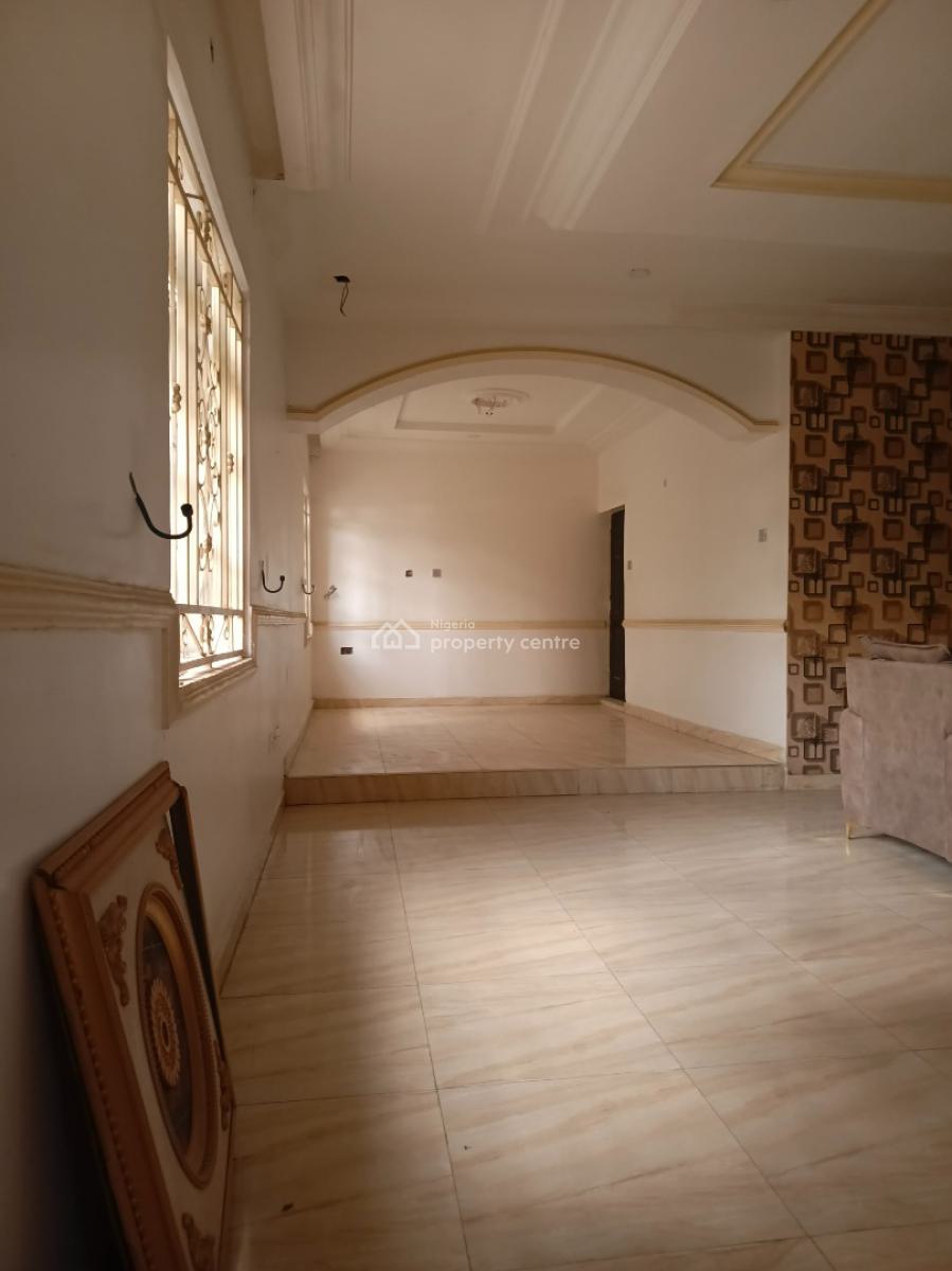 Well Renovated 8 Bedroom Fully Detached Duplex, Guzape District, Abuja, House for Rent